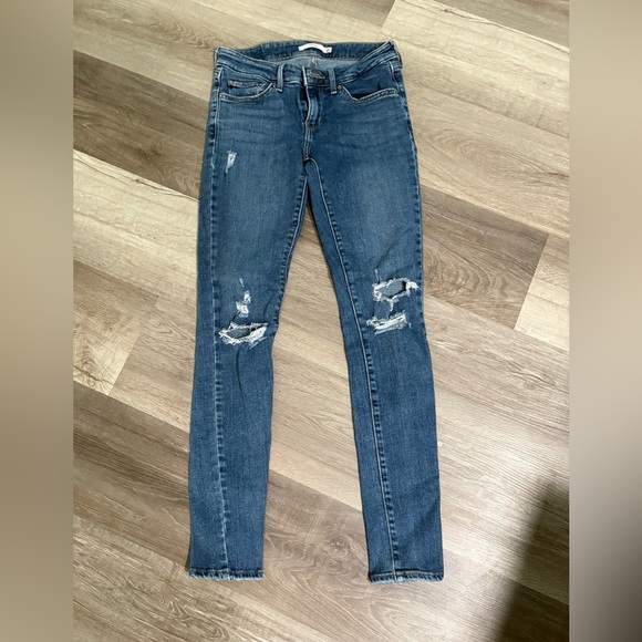 Levi's Blue Skinny Jeans with Distressed Details - Picture 1 of 5
